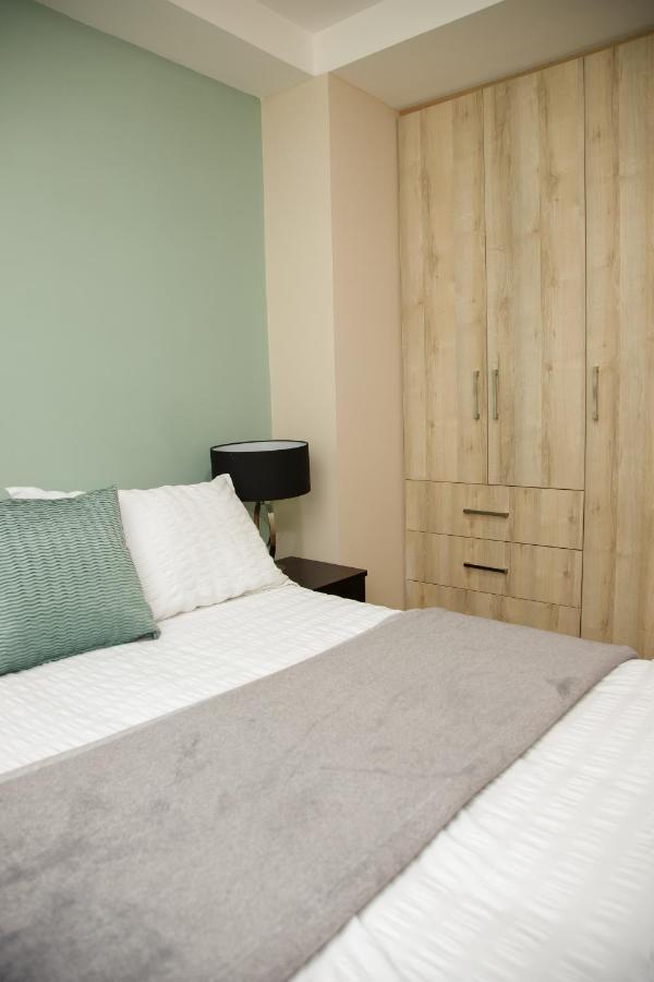 Ferienwohnung Wanderlot - Departamento Leganza - Penthouse Lujoso Riobamba Exterior foto